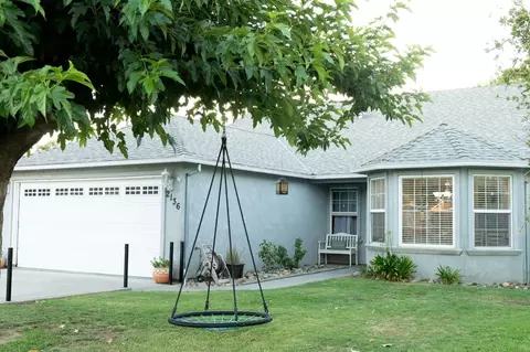 2136 Charles St, Hughson, CA 95326 photo 2