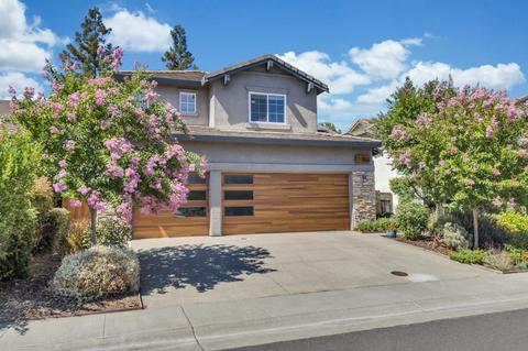 1562 Pinnacles Pl, Davis, CA 95616 photo 2
