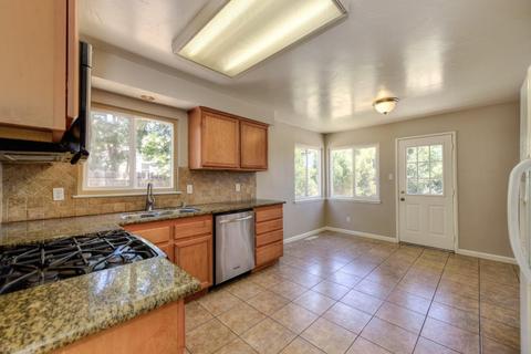 6012 Ellerslee Dr, Carmichael, CA 95608 photo 7