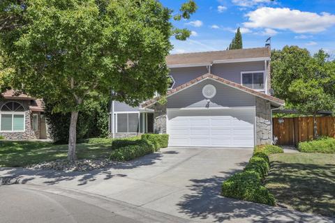 880 Lassen Ct, Tracy, CA 95376 photo 1