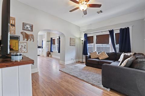 902 Tully Rd, Modesto, CA 95350 photo 14