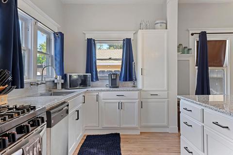 902 Tully Rd, Modesto, CA 95350 photo 3
