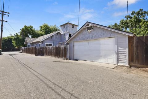 902 Tully Rd, Modesto, CA 95350 photo 20