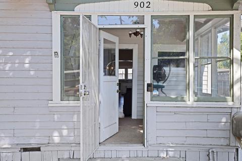 902 Tully Rd, Modesto, CA 95350 photo 17