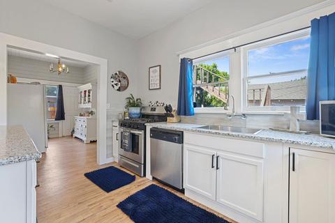 902 Tully Rd, Modesto, CA 95350 photo 4