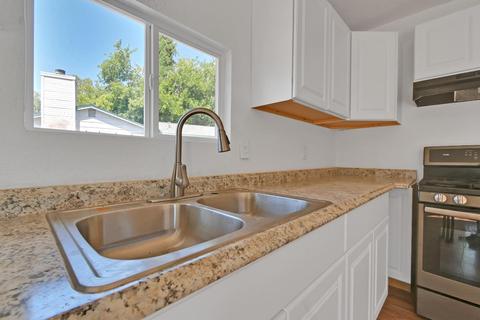 1884 Meadow Ct, Olivehurst, CA 95961 photo 13