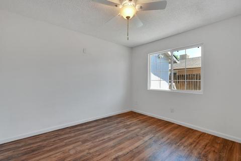 1884 Meadow Ct, Olivehurst, CA 95961 photo 17