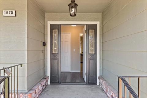 1675 Freedom Ct, Turlock, CA 95382 photo 4
