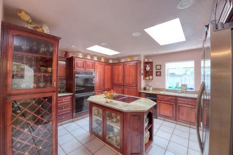 202 Helen Ave, Modesto, CA 95354 photo 7