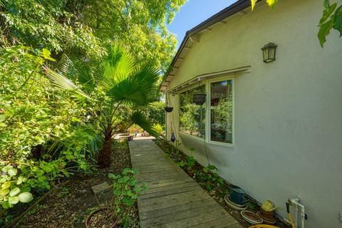 202 Helen Ave, Modesto, CA 95354 photo 32