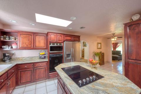 202 Helen Ave, Modesto, CA 95354 photo 8