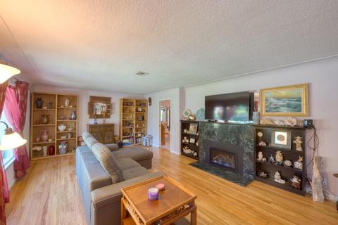 202 Helen Ave, Modesto, CA 95354 photo 4