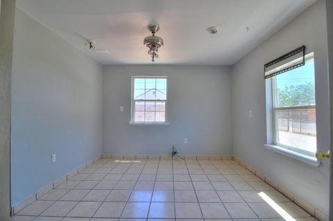 215 Amador Ave, Modesto, CA 95358 photo 26