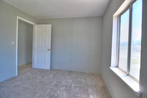 215 Amador Ave, Modesto, CA 95358 photo 33