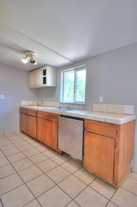215 Amador Ave, Modesto, CA 95358 photo 19