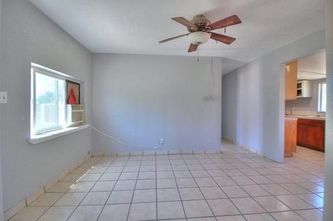 215 Amador Ave, Modesto, CA 95358 photo 24