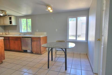 215 Amador Ave, Modesto, CA 95358 photo 22