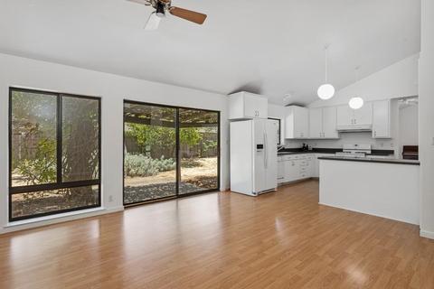 218 Grande Ave, Davis, CA 95616 photo 8