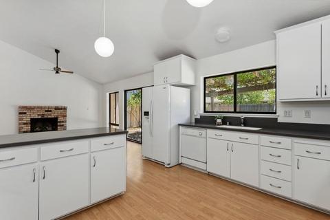 218 Grande Ave, Davis, CA 95616 photo 5