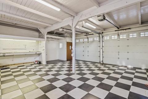 235 E Fairmont Ave, Modesto, CA 95354 photo 38
