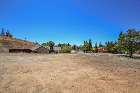237 Manor Ct, Sutter Creek, CA 95685 photo 2