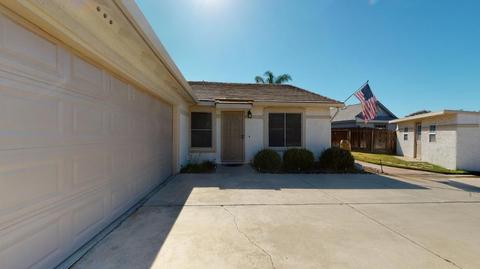 3537 Hallsboro Ct, Modesto, CA 95357 photo 4