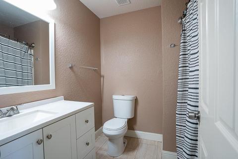 5121 Bloomfield Dr, Keyes, CA 95328 photo 6