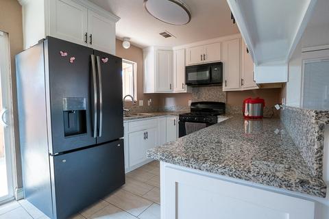 5121 Bloomfield Dr, Keyes, CA 95328 photo 1