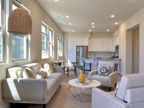 1661 Spring St #332, Davis, CA 95616 photo 1