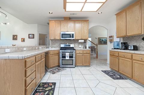 1944 River Tree Ln, Modesto, CA 95351 photo 3
