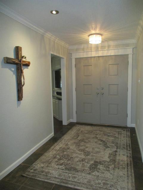 106 Clover Ln, Modesto, CA 95351 photo 4