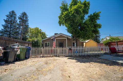 940 E Main St, Turlock, CA 95380 photo 3