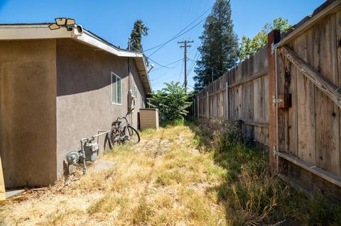 940 E Main St, Turlock, CA 95380 photo 15