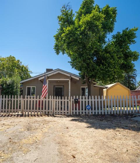 940 E Main St, Turlock, CA 95380 photo 2
