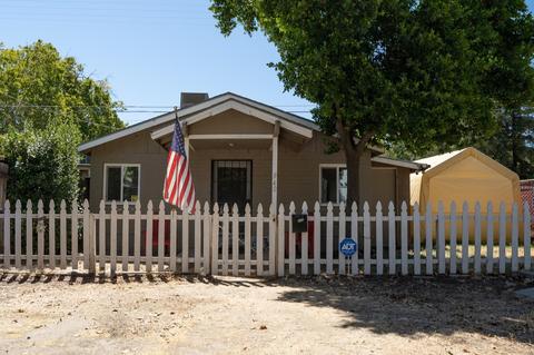 940 E Main St, Turlock, CA 95380 photo 1
