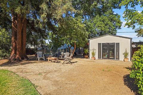 4330 Paradise Dr, Carmichael, CA 95608 photo 32