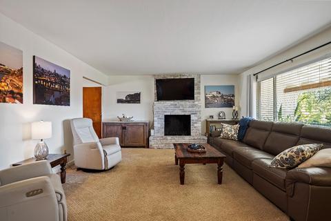 4330 Paradise Dr, Carmichael, CA 95608 photo 11
