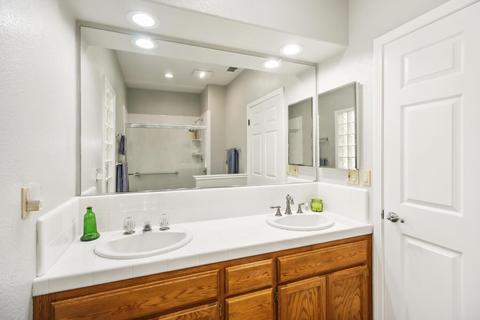 870 Lariat Loop, Galt, CA 95632 photo 10