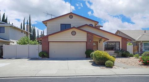 1496 Bridgeport Ln, Manteca, CA 95336 photo 4