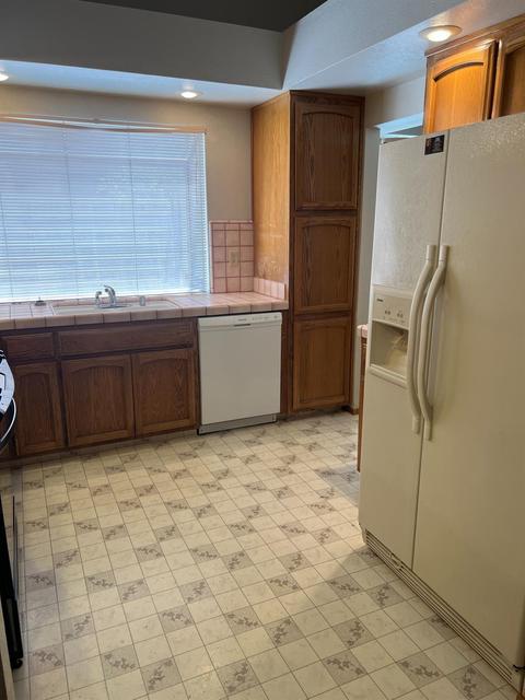 1620 Bergen Dr, Modesto, CA 95350 photo 10