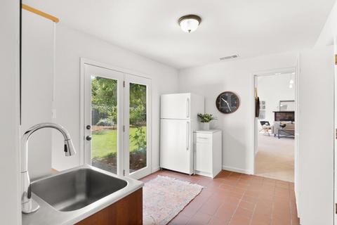 64 College, Davis, CA 95616 photo 25