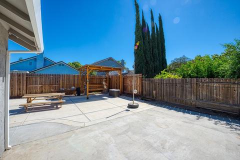 1216 Vintner Ln, Modesto, CA 95358 photo 29