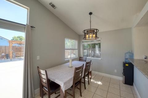 1216 Vintner Ln, Modesto, CA 95358 photo 11
