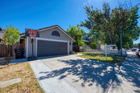 1216 Vintner Ln, Modesto, CA 95358 photo 2