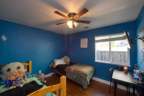 1216 Vintner Ln, Modesto, CA 95358 photo 17