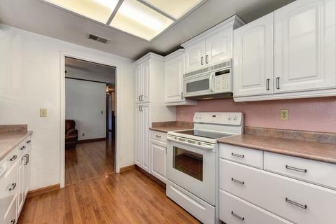 7113 Pine View Dr, Folsom, CA 95630 photo 11