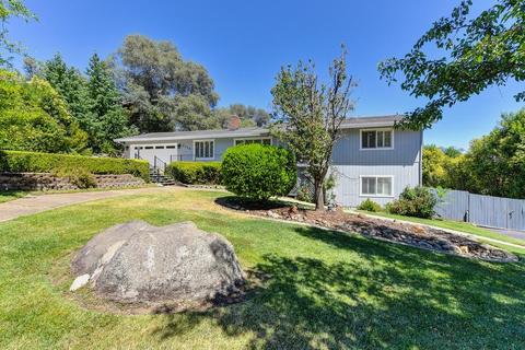 7113 Pine View Dr, Folsom, CA 95630 photo 2