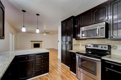 3609 Carson Oak Dr, Modesto, CA 95355 photo 4