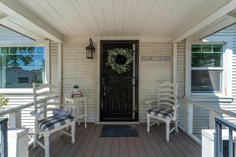 135 S Acacia Ave, Ripon, CA 95366 photo 2