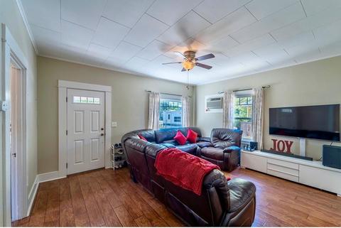 135 S Acacia Ave, Ripon, CA 95366 photo 5